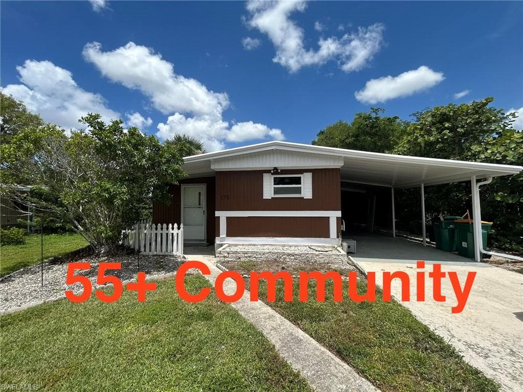 171 Grassy Key LN NAPLES, FL 34114