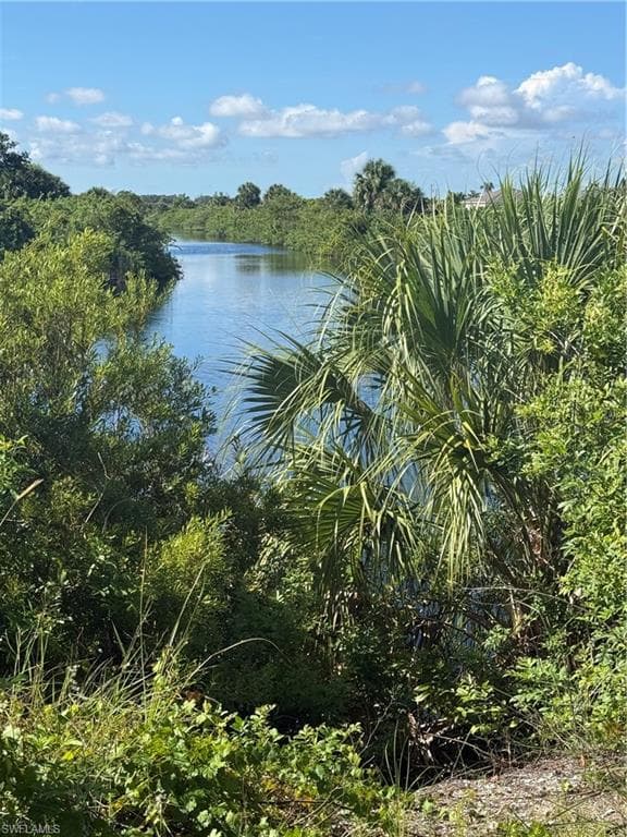 3714 NW 41st LN CAPE CORAL, FL 33993
