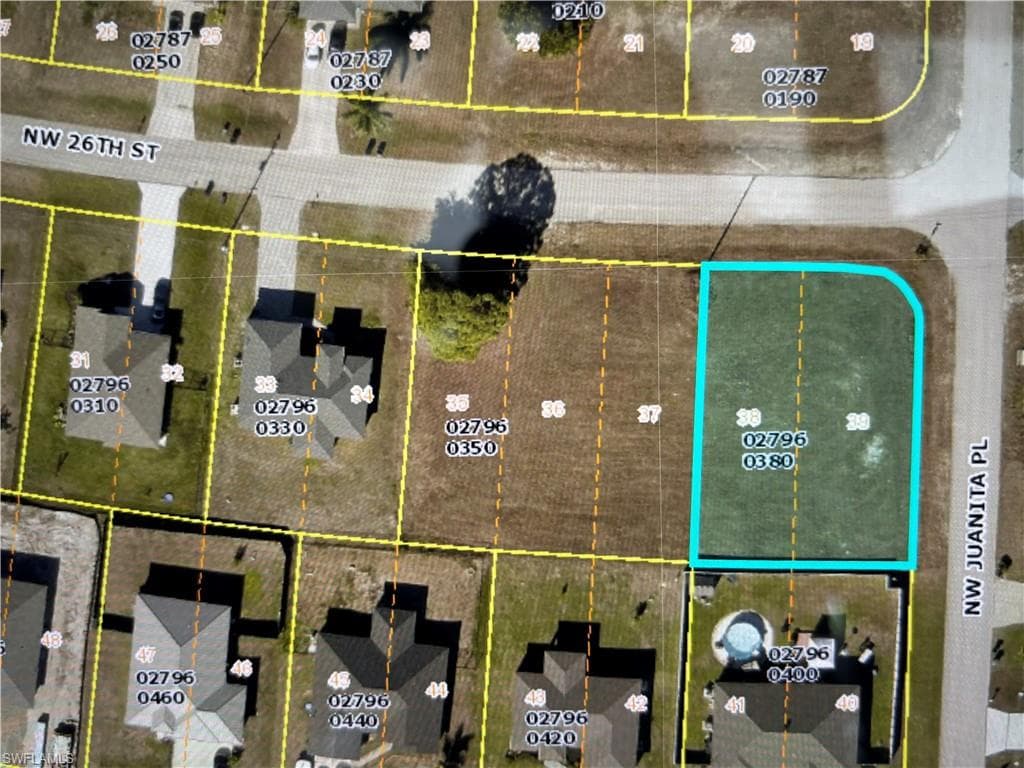 18 NW 26th ST CAPE CORAL, FL 33993