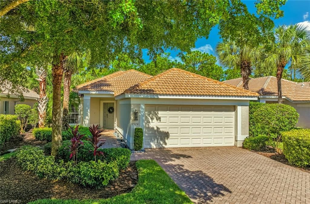 9974 HORSE CREEK RD FORT MYERS, FL 33913