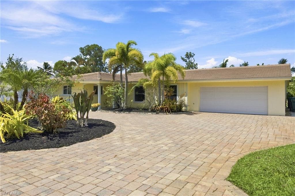 64 Pebble Beach BLVD NAPLES, FL 34113