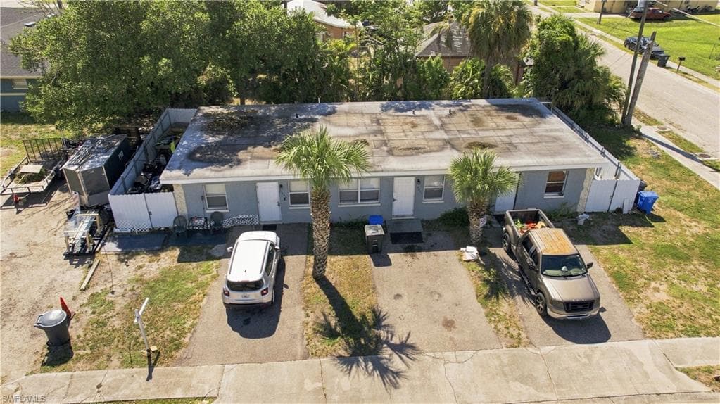 2032-2040 Wright ST FORT MYERS, FL 33916