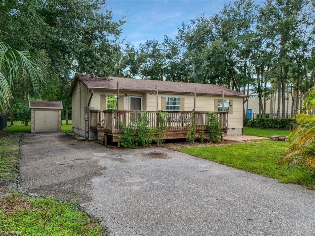28431 Windsor RD BONITA SPRINGS, FL 34134
