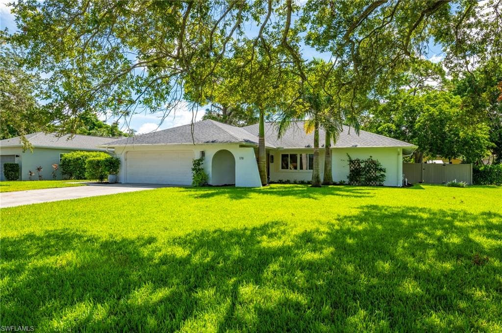 178 Westwood DR NAPLES, FL 34110