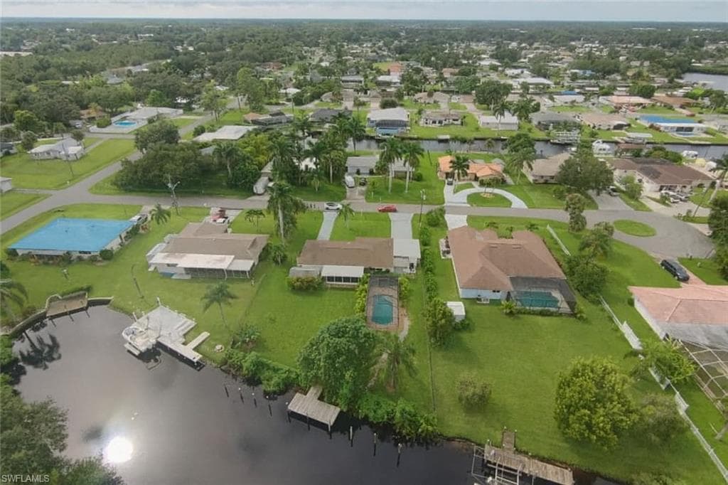 13880 13880 lazy LN FORT MYERS, FL 33905