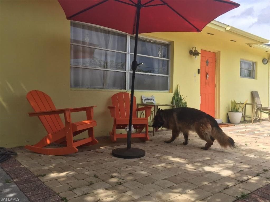 1381 13th AVE N NAPLES, FL 34102