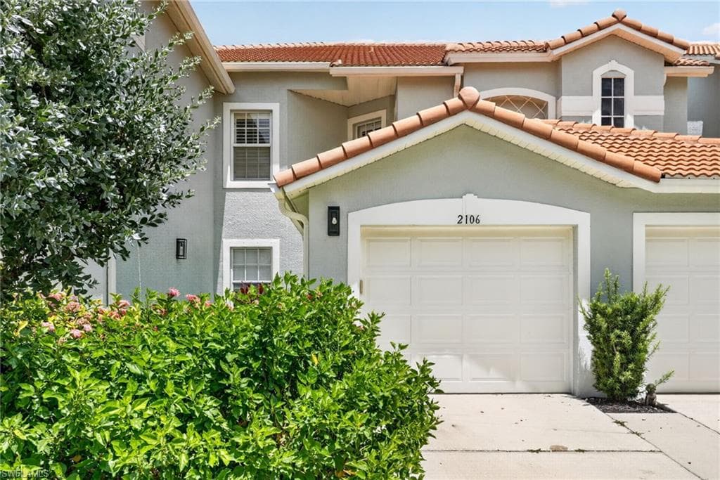 1285 Sweetwater CV 2106 NAPLES, FL 34110
