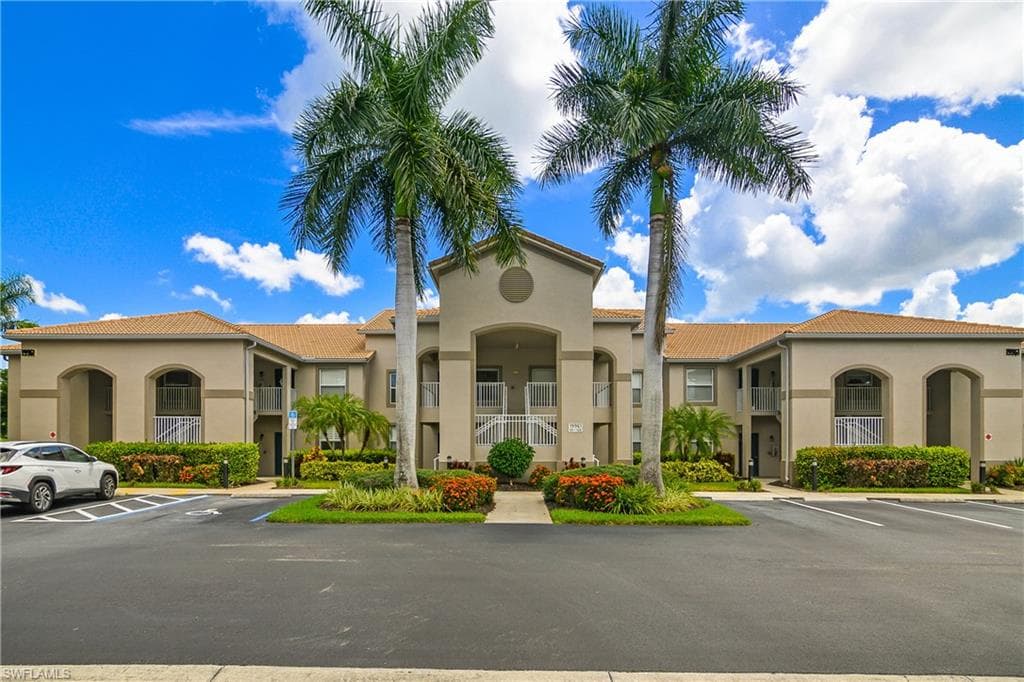 19961 Barletta LN 1623 ESTERO, FL 33928