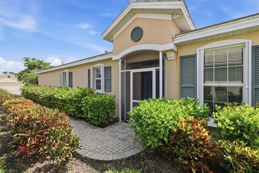 2612 Vareo CT CAPE CORAL, FL 33991