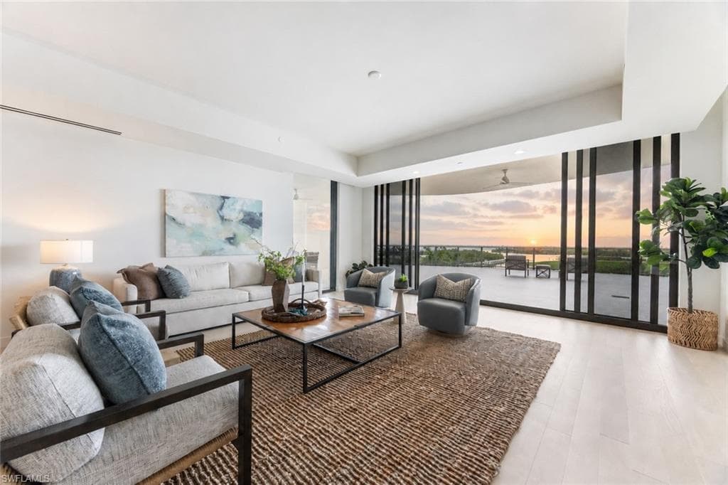 5100 Seagrass BLVD 202 BONITA SPRINGS, FL 34134