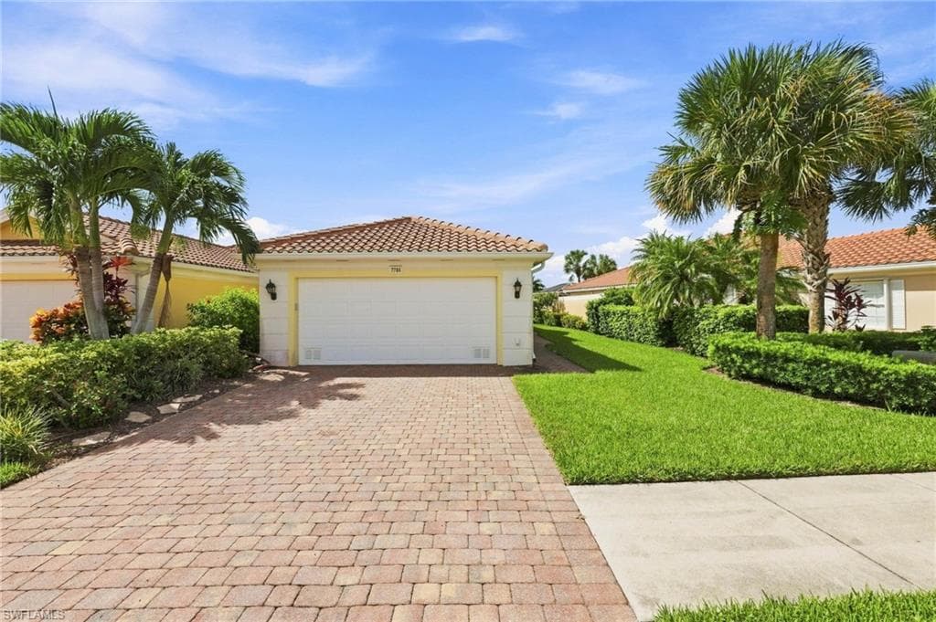 7784 Ionio CT NAPLES, FL 34114