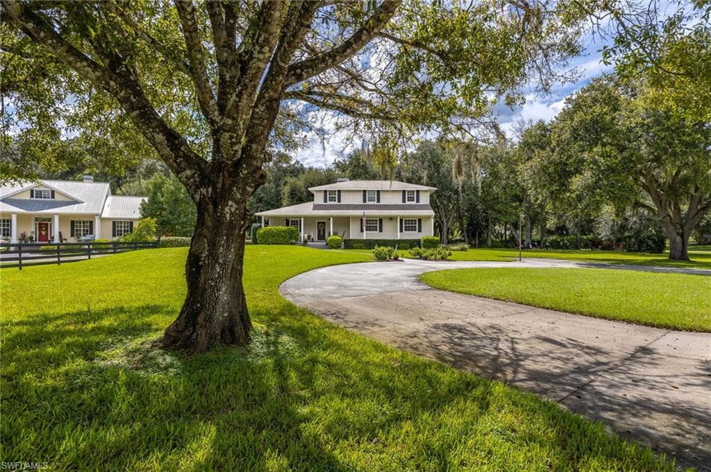 4691 Long Lake DR FORT MYERS, FL 33905