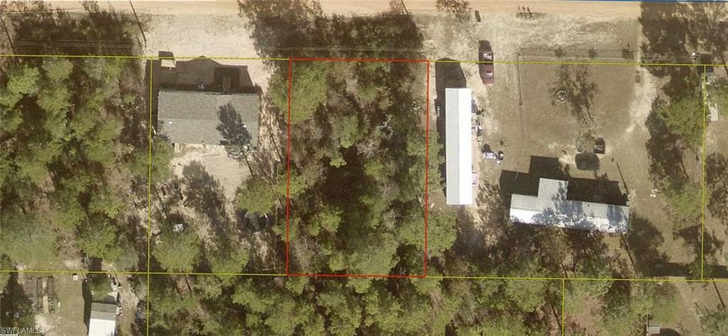 16-3N-20-28060-010-0080 E Clover Lane Lot 8 LN DE FUNIAK SPRINGS, FL 32433