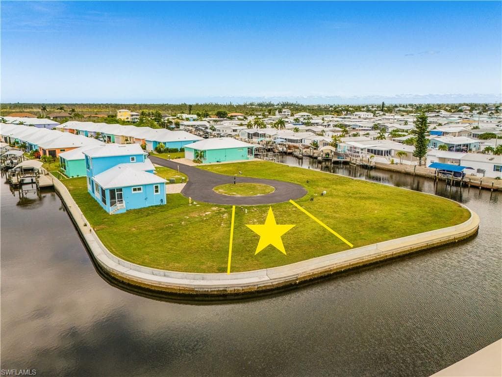 2951 Trawler LN ST. JAMES CITY, FL 33956