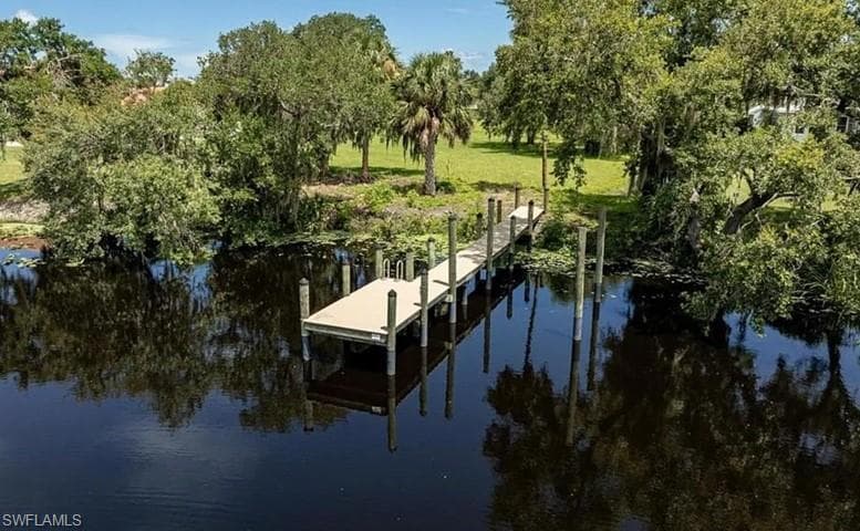 16520 Oakview CIR ALVA, FL 33920