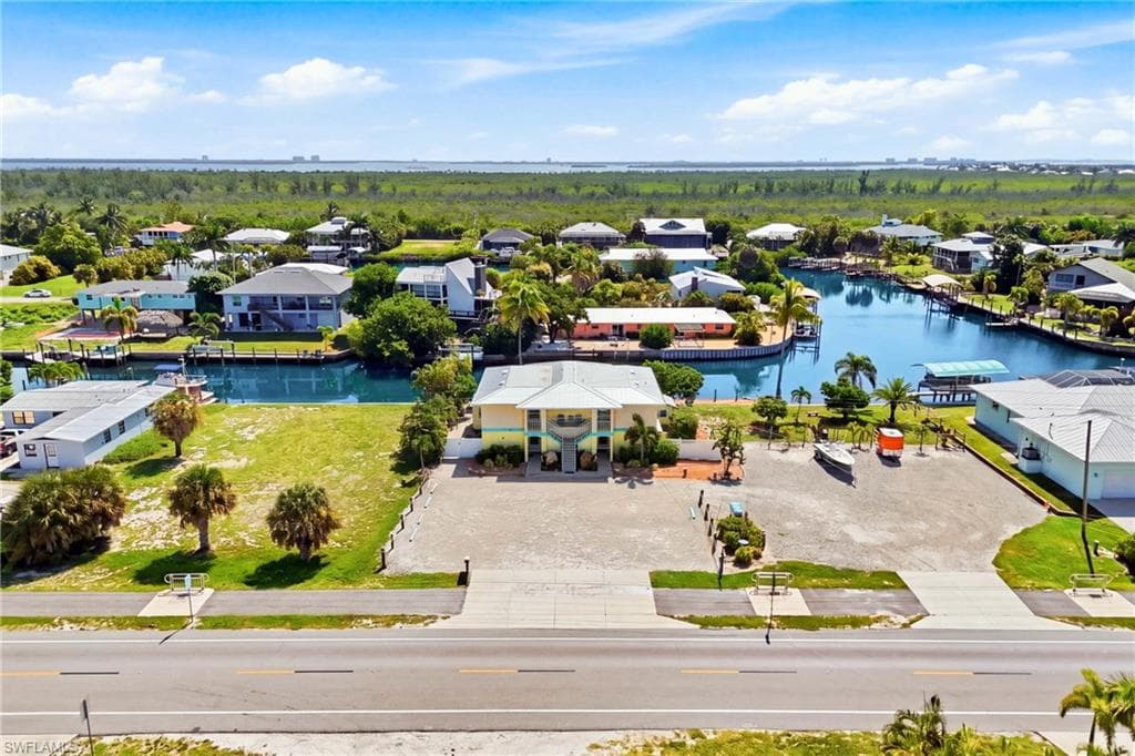 3226 Stringfellow RD ST. JAMES CITY, FL 33956