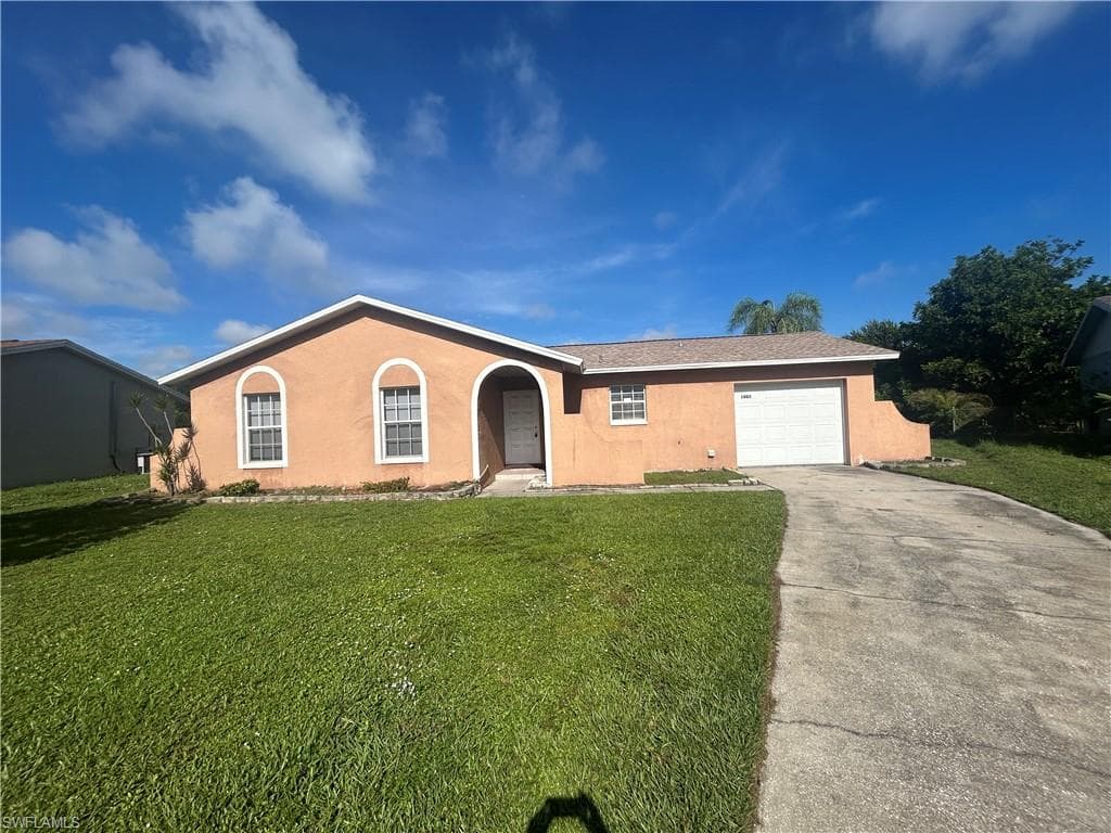 1002 Jolly RD NORTH FORT MYERS, FL 33903