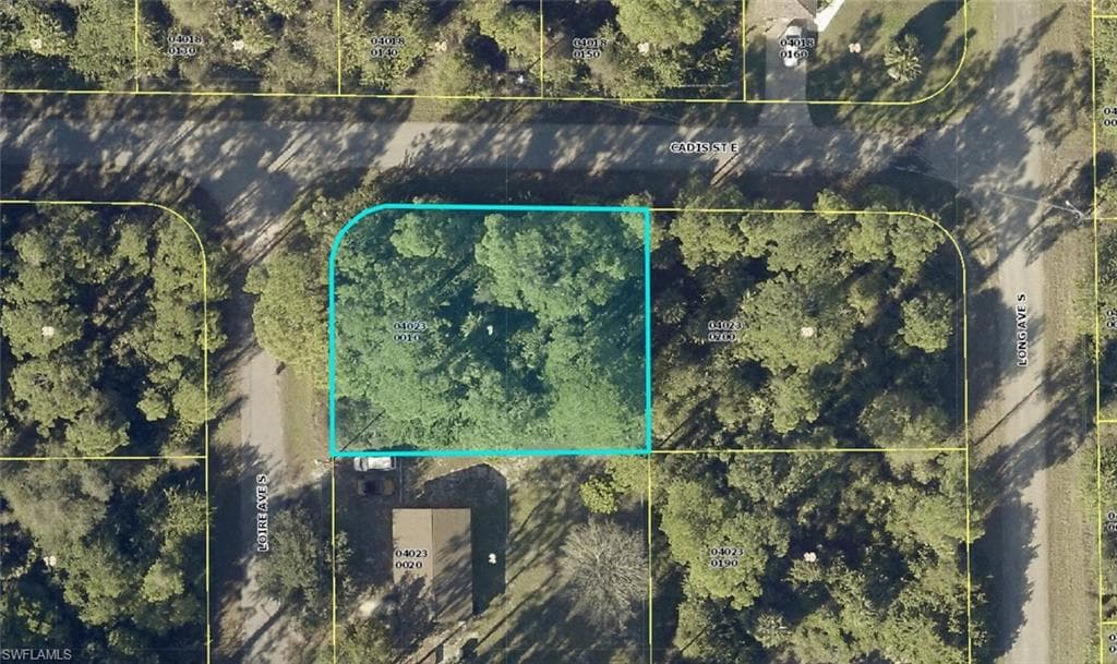 305 Loire AVE S LEHIGH ACRES, FL 33974
