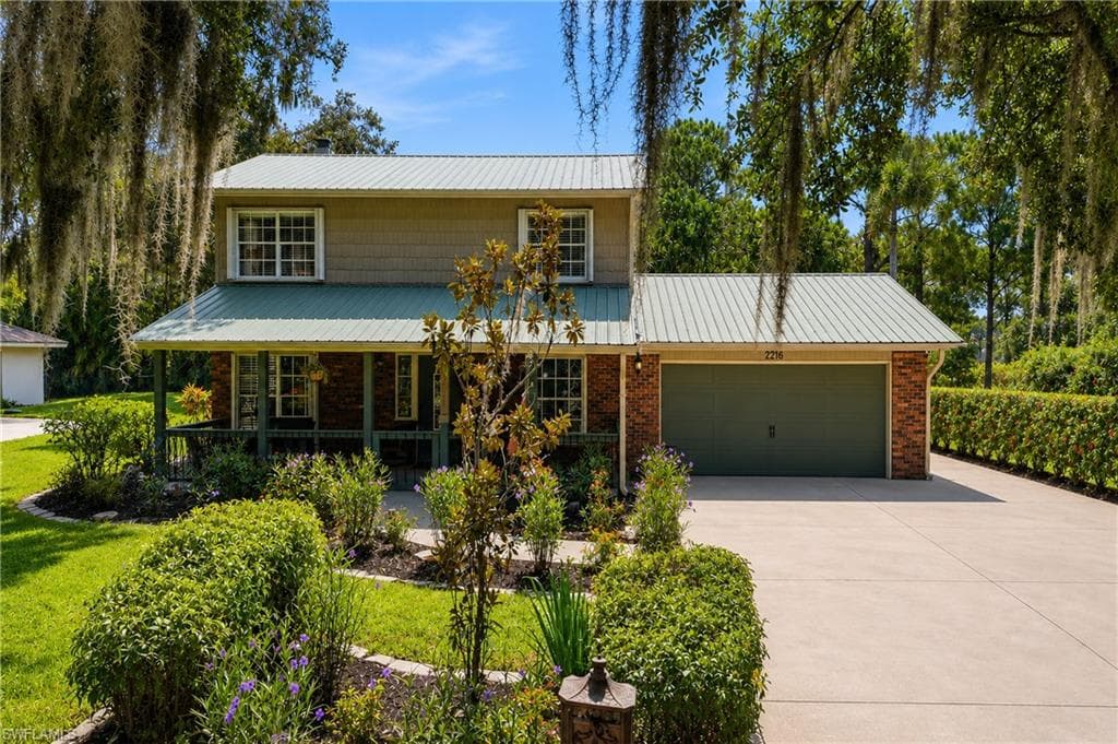 2216 River Oak LN FORT MYERS, FL 33905