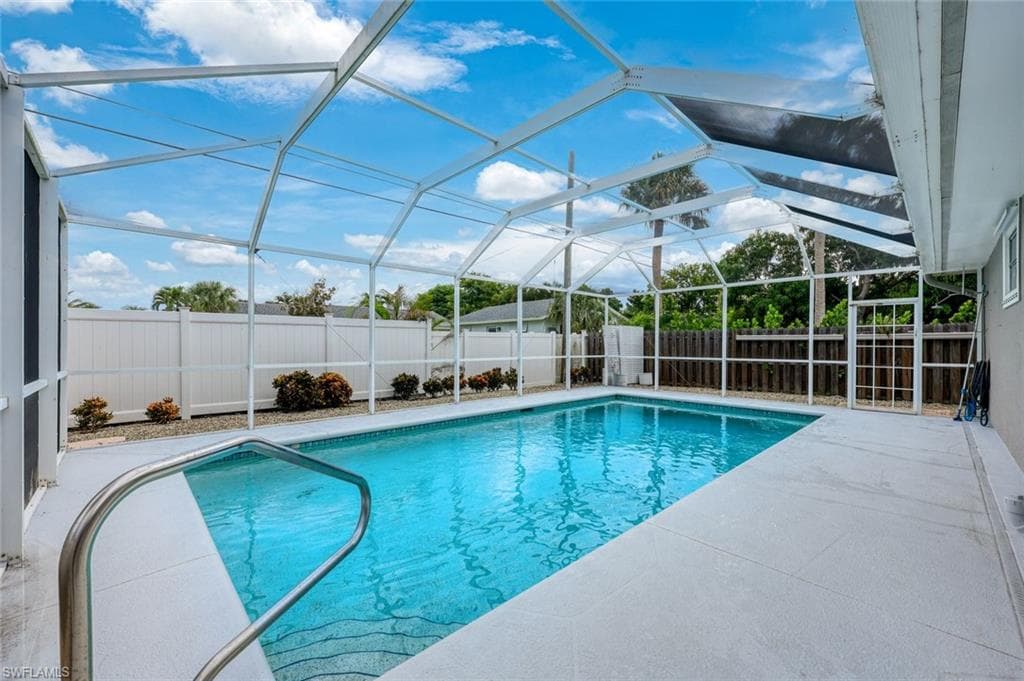 601 97th AVE N NAPLES, FL 34108