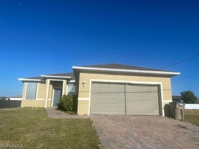 211 NW 28th ST CAPE CORAL, FL 33993
