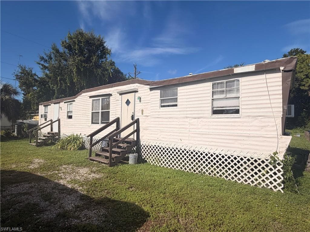 7838 Ebson DR 6 or unit B NORTH FORT MYERS, FL 33917