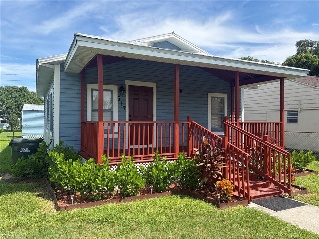 517 E Ventura AVE CLEWISTON, FL 33440