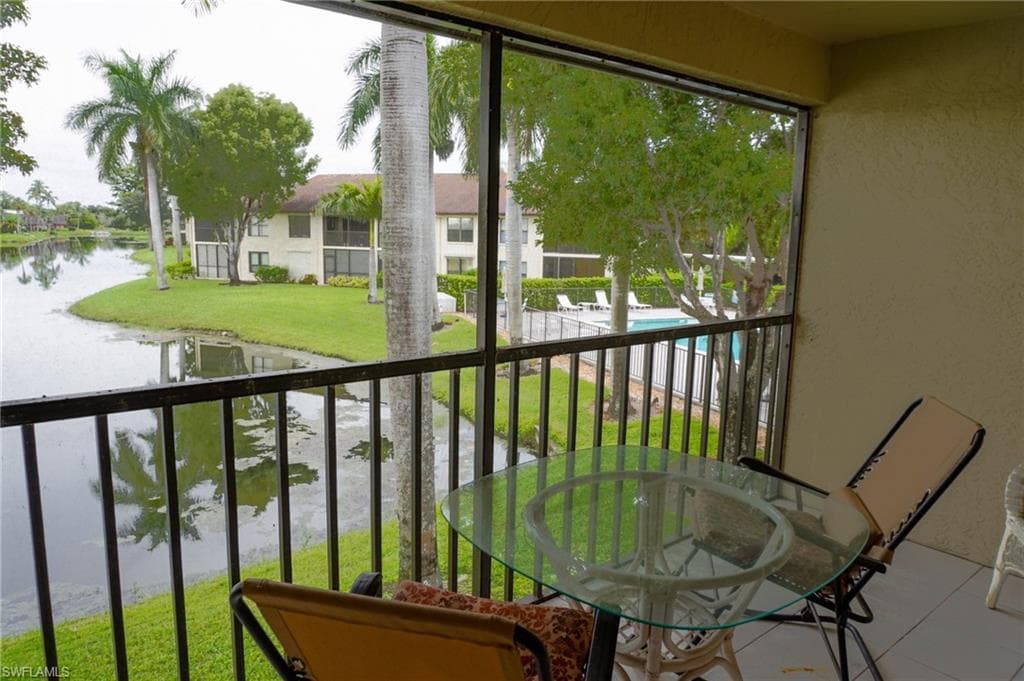4510 Chantelle DR J204 NAPLES, FL 34112