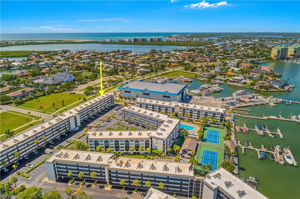 1024 Anglers CV C308 MARCO ISLAND, FL 34145