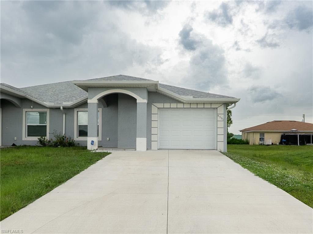 4551 21st ST SW LEHIGH ACRES, FL 33973