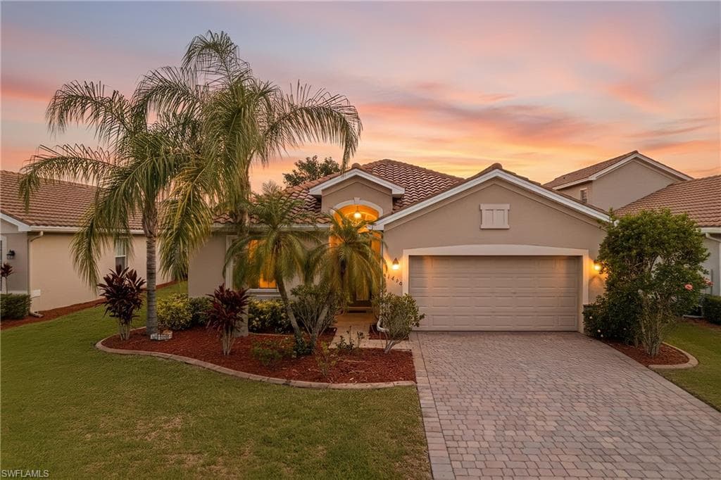 11430 Icarus CIR LEHIGH ACRES, FL 33971