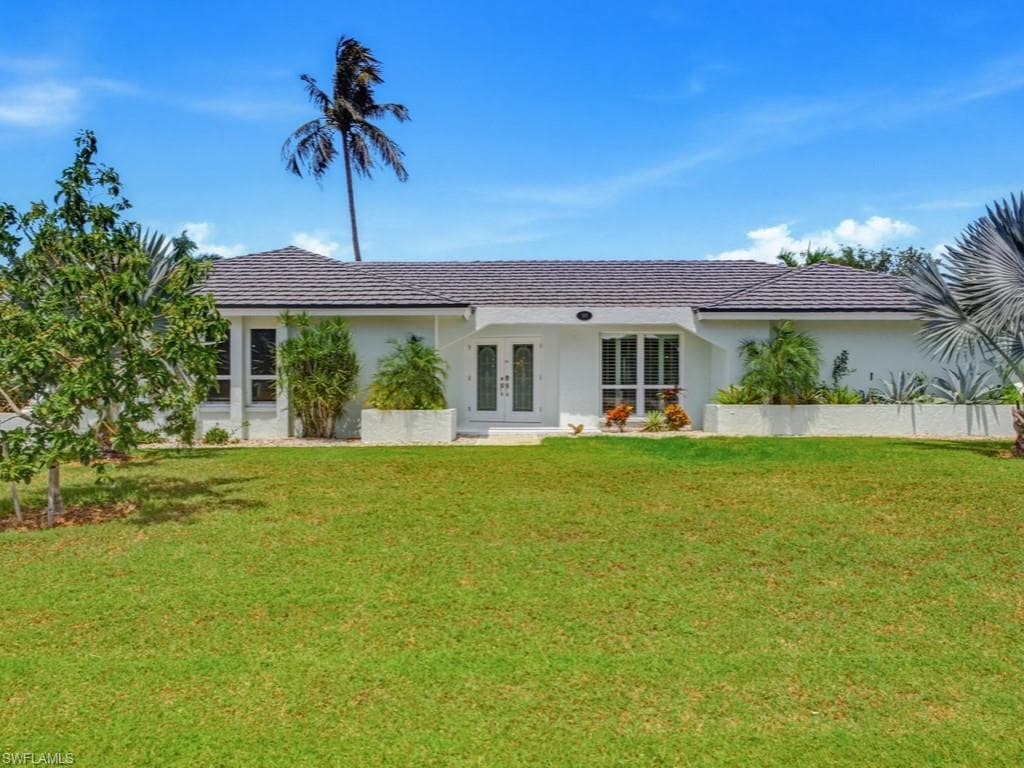 1610 Collingswood CT MARCO ISLAND, FL 34145