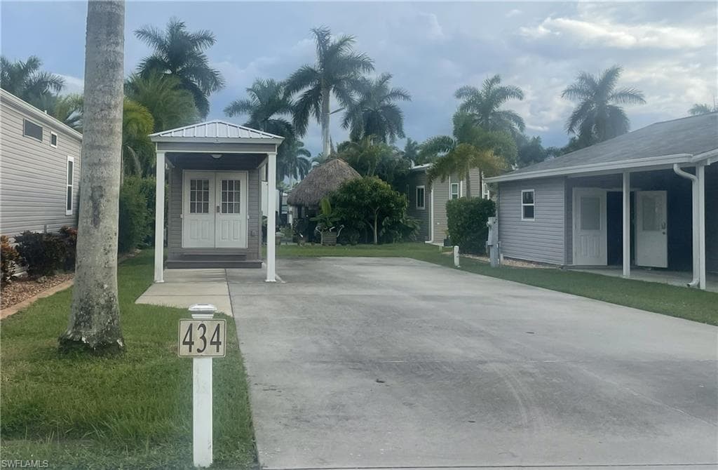 5453 Cypress Trail Resort CIR FORT MYERS, FL 33905