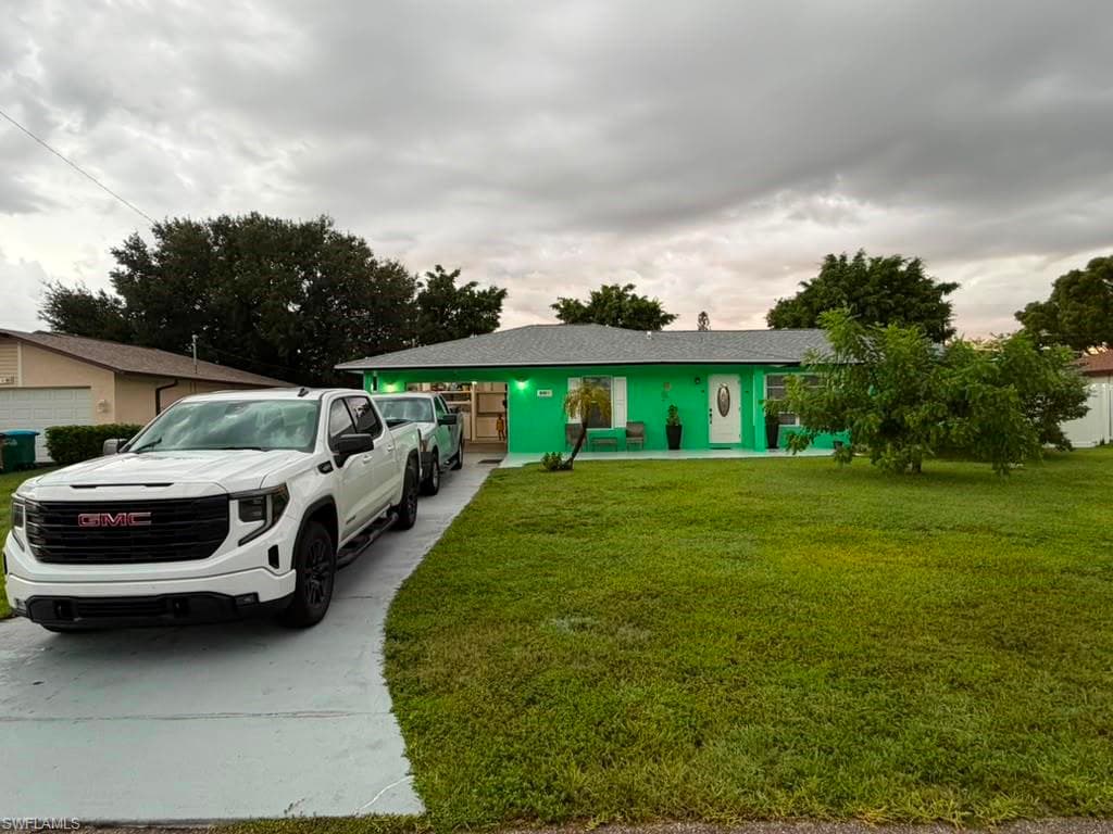 40 NE 10th AVE CAPE CORAL, FL 33909