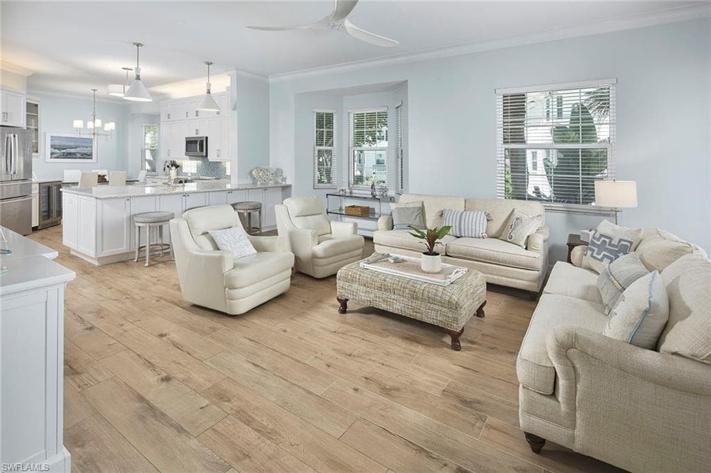 740 Bentwater CIR 101 NAPLES, FL 34108