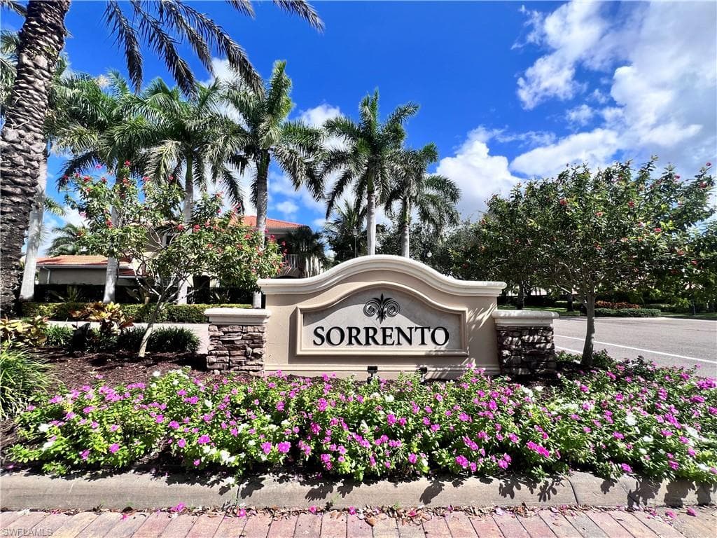 28008 Sosta LN 4 BONITA SPRINGS, FL 34135