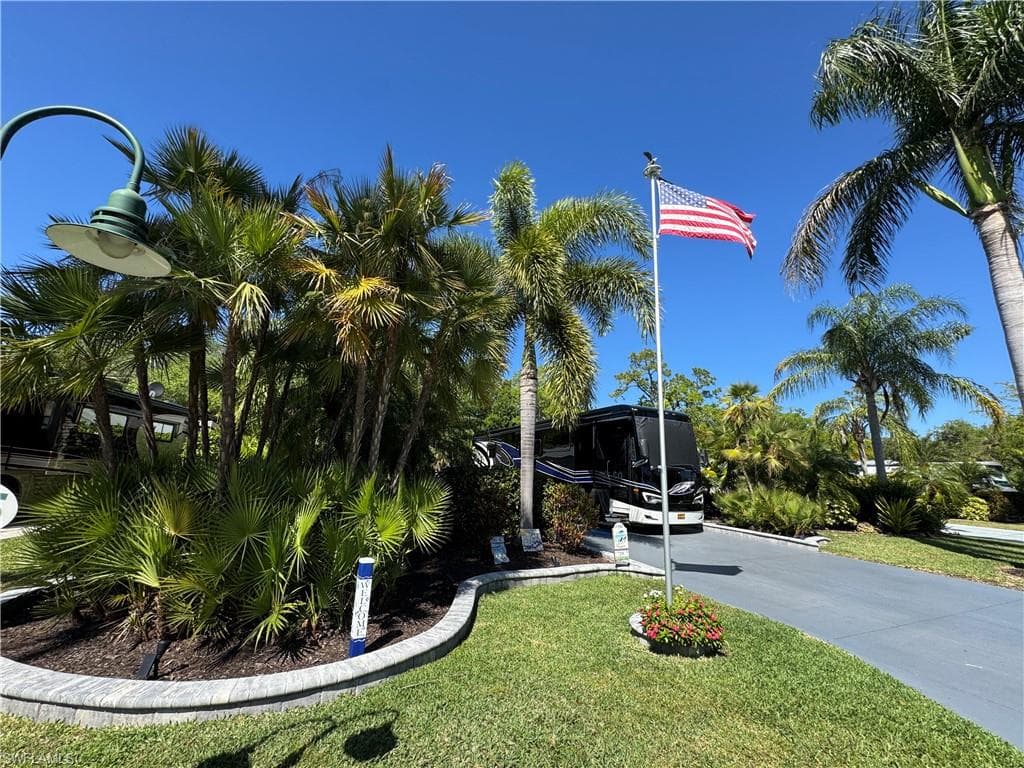 Lot 290 3015 Riverboat LNDG LABELLE, FL 33935