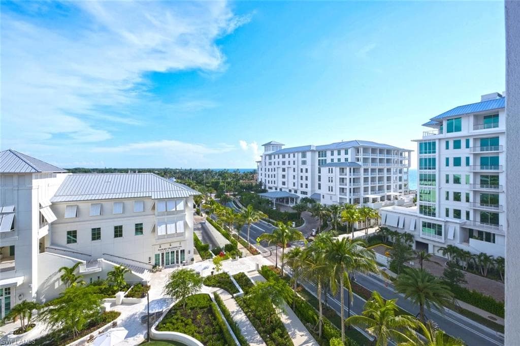 902 Gulf Shore BLVD N #E502 NAPLES, FL 34102