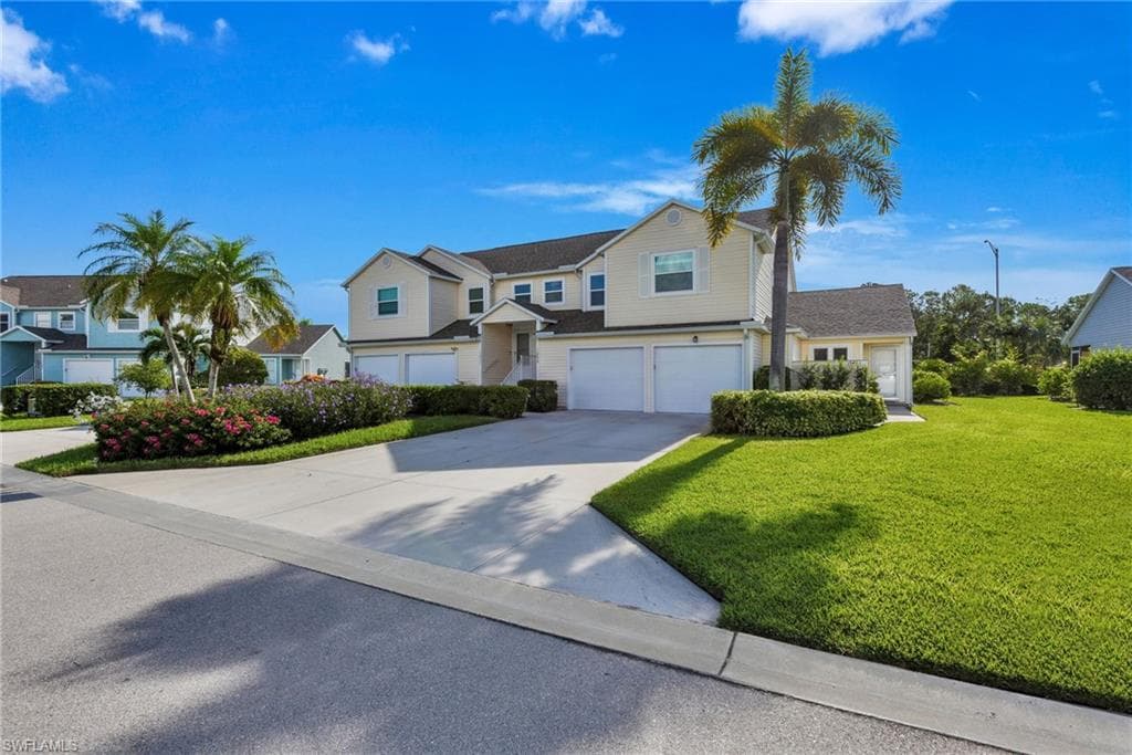 1542 Trafalgar LN A NAPLES, FL 34116