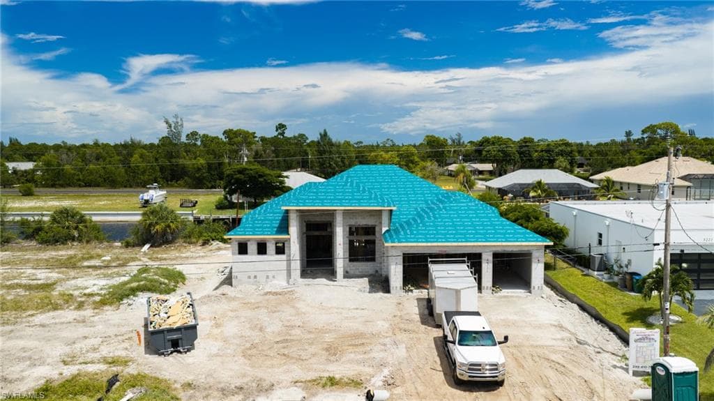 3225 NW 41st AVE CAPE CORAL, FL 33993