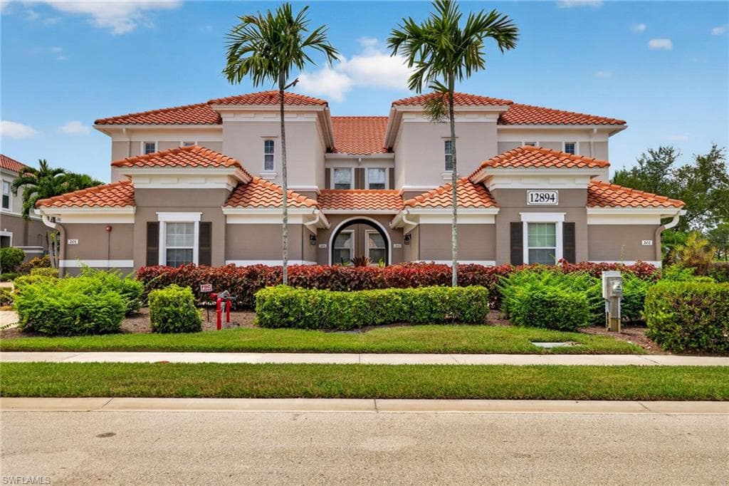 12894 New Market ST 202 FORT MYERS, FL 33913