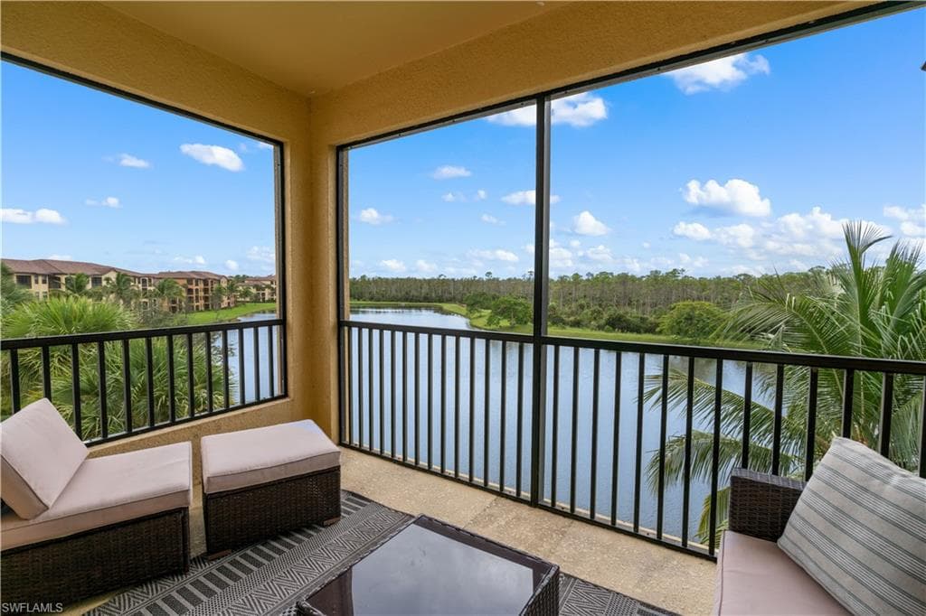 9735 Acqua CT 641 NAPLES, FL 34113