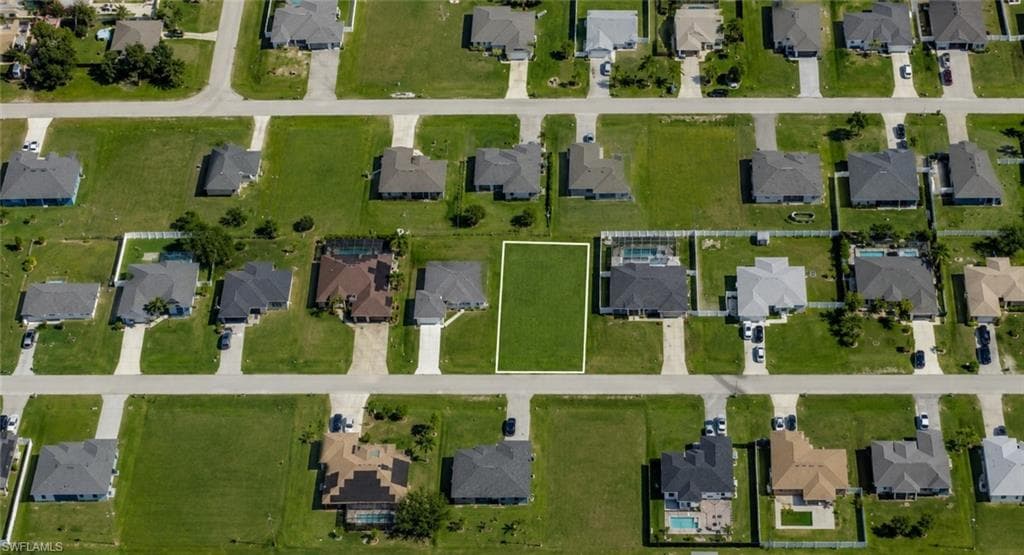 945 NW 7th PL CAPE CORAL, FL 33993