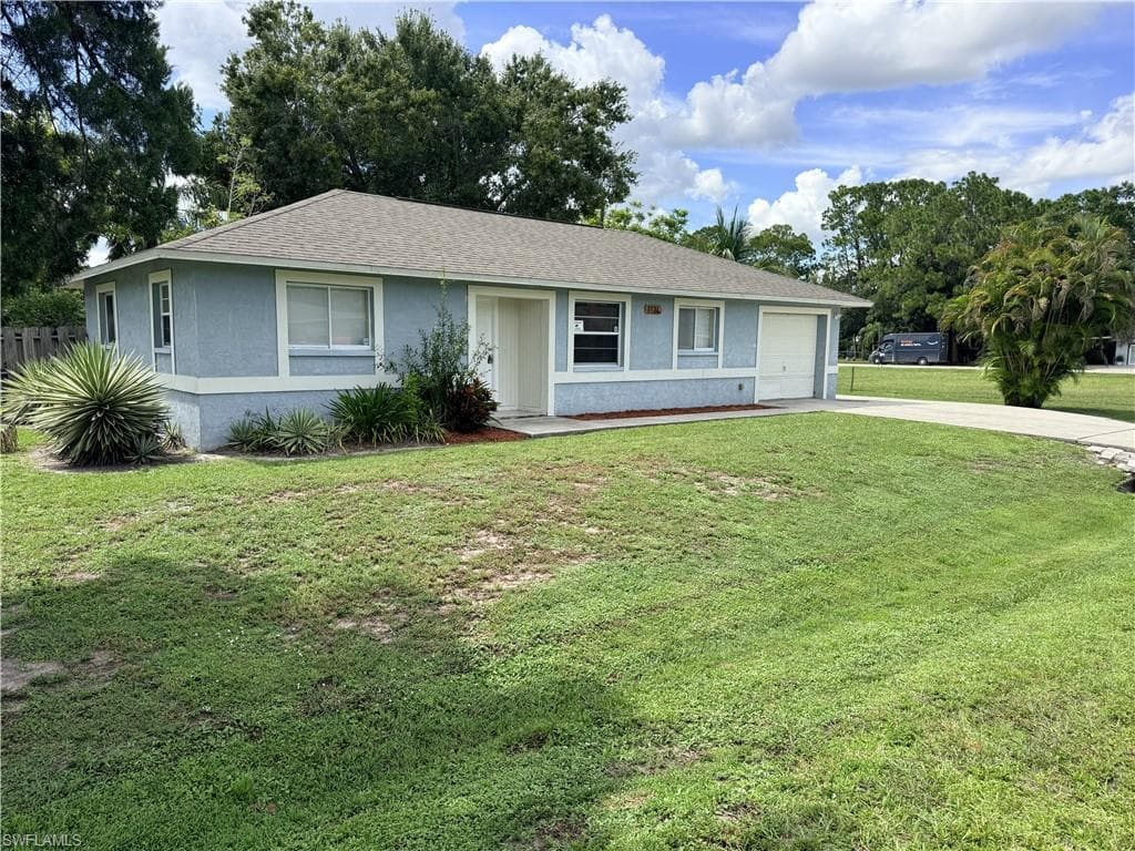 2511 W Cypress AVE FORT MYERS, FL 33905