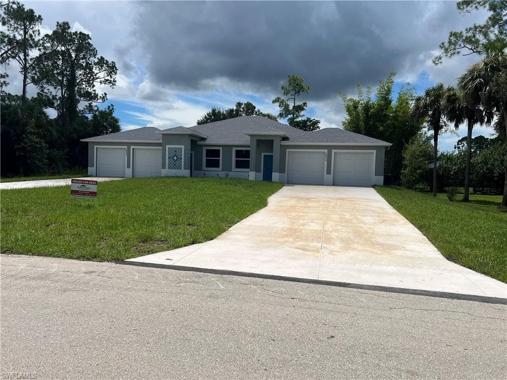 3833/3835 Kittyhawk DR FORT MYERS, FL 33905