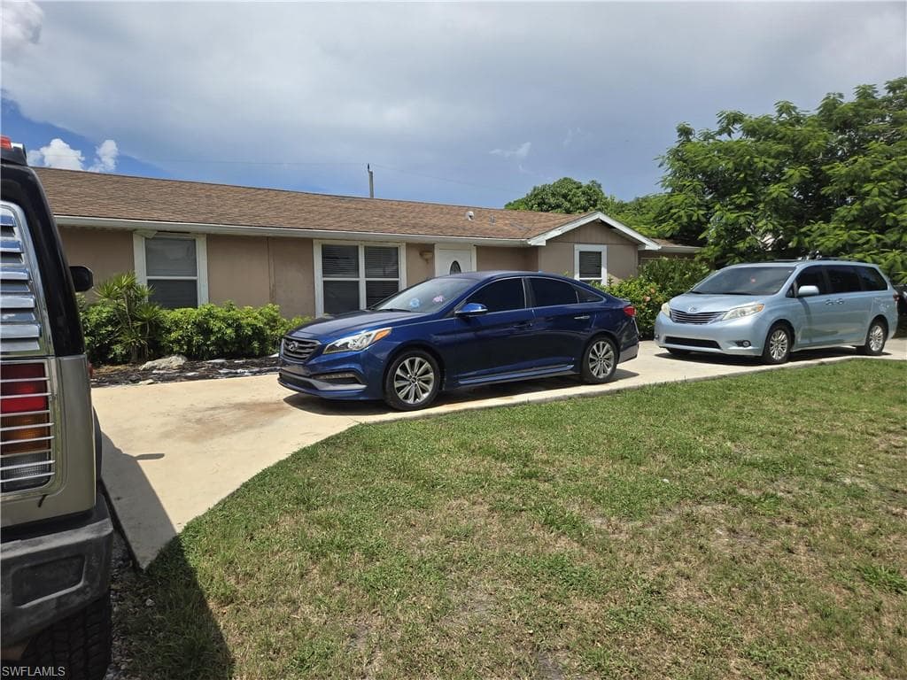 2201 46th ST SW NAPLES, FL 34116
