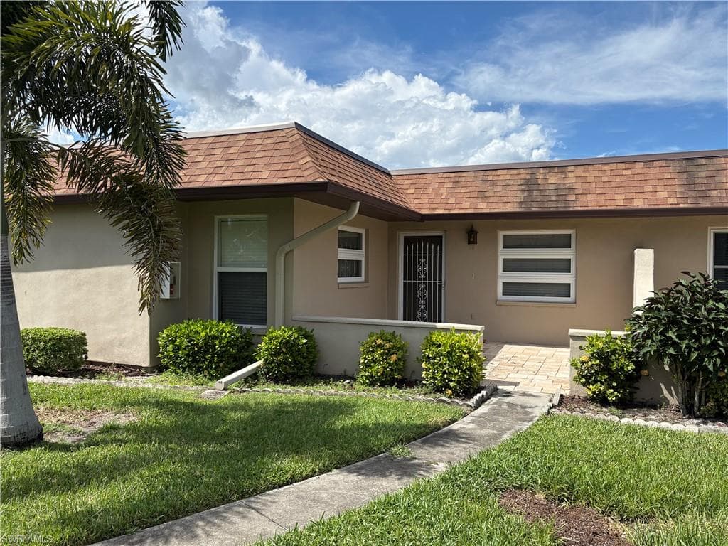 1500 Popham DR A11 FORT MYERS, FL 33919