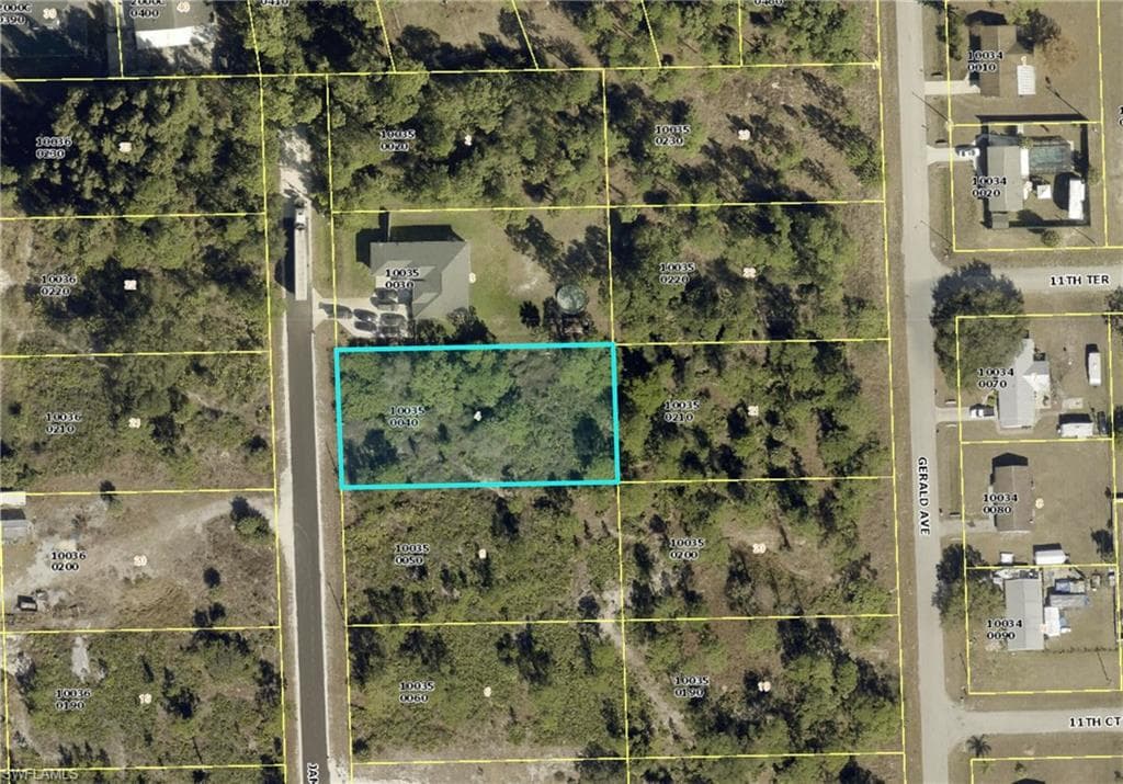 1116 James AVE LEHIGH ACRES, FL 33936