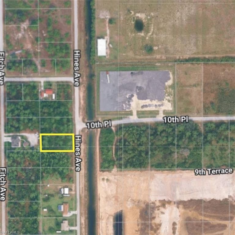 917 Hines AVE LEHIGH ACRES, FL 33972