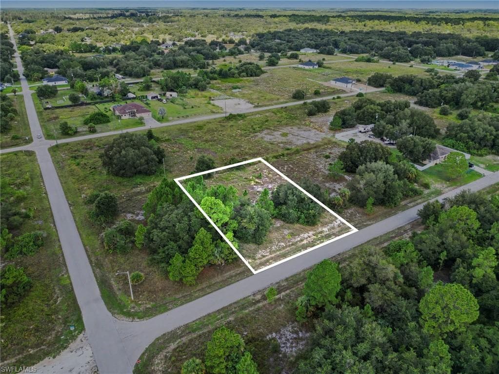 1703 Johns AVE LEHIGH ACRES, FL 33972